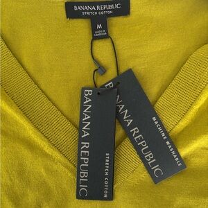 Banana Republic V-Neck Stretch Cotton Sweater - Chartreuse Green